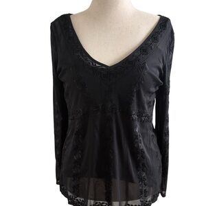 White House Black Market | Black Sheer VNeck with Tank | Sz M | Very Good Cond